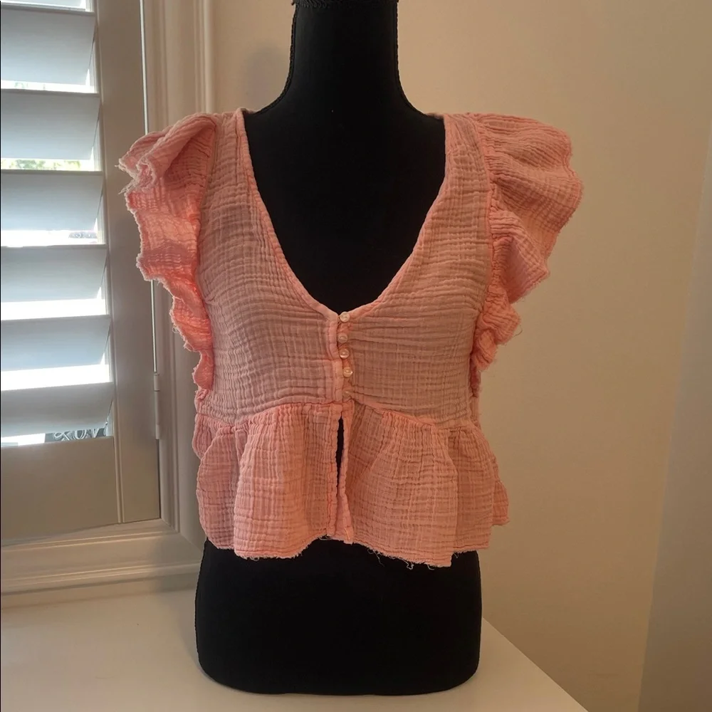 Chic Ruffled Peach Blouse - Picture 1 of 3